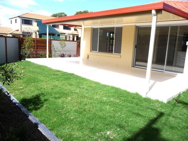 1/56 Sunshine Parade, Miami QLD 4220