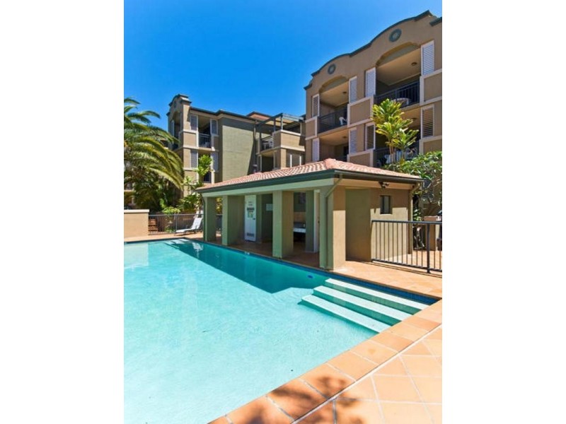 17/38 Petrel Avenue, Mermaid Beach QLD 4218