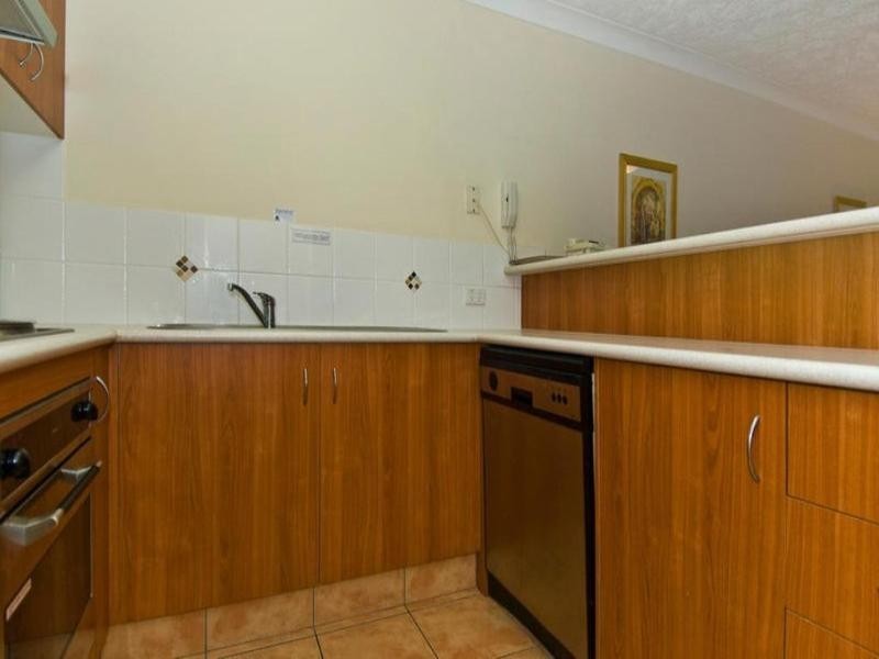 17/38 Petrel Avenue, Mermaid Beach QLD 4218