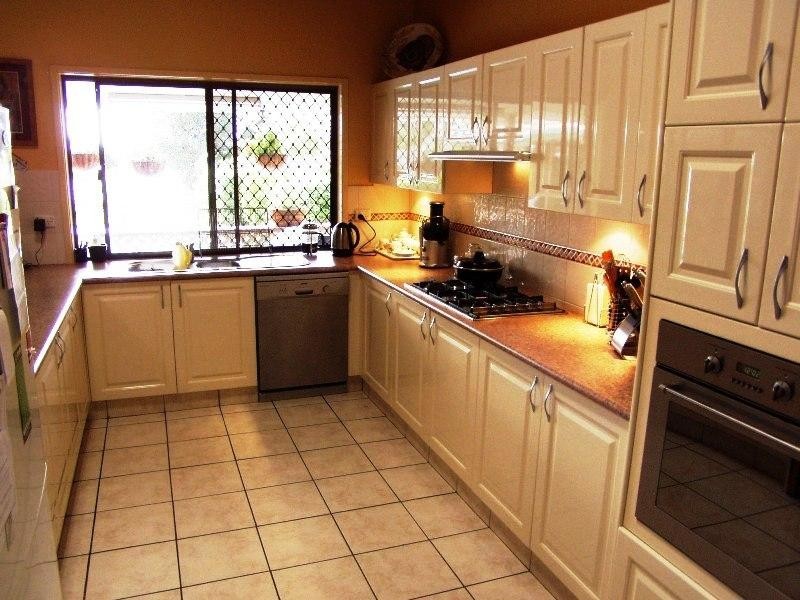 40 Manly Drive, Robina QLD 4226