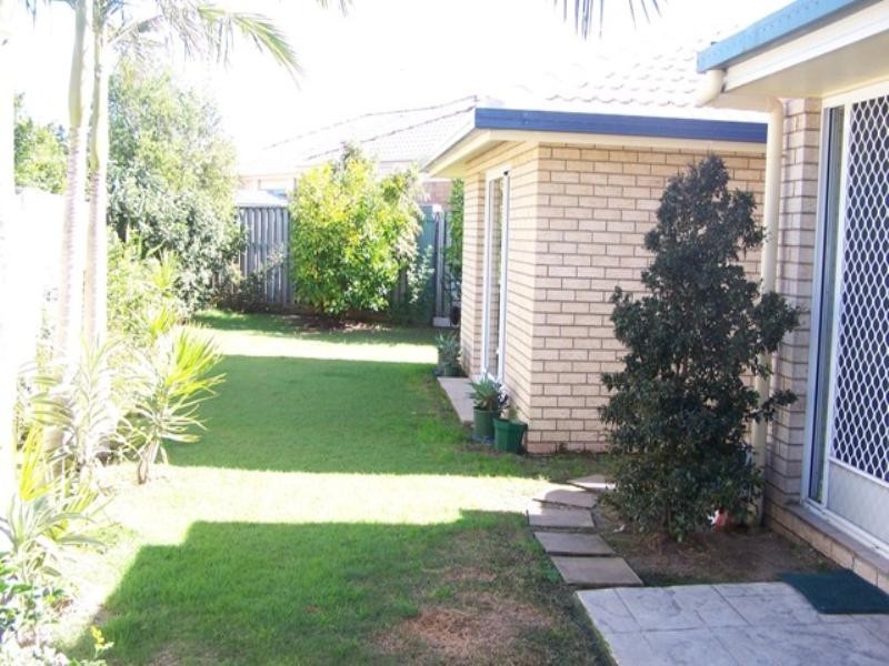 3 Illinois Court, Varsity Lakes QLD 4227