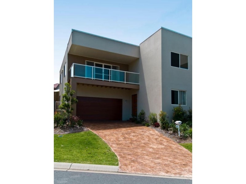 64A Bayswater Avenue, Varsity Lakes QLD 4227