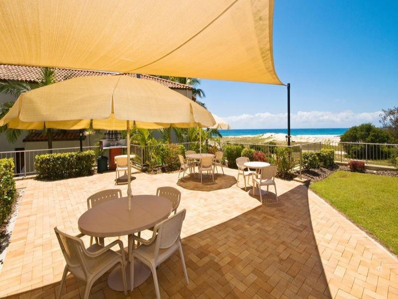 2/31 Teemangum Street, Currumbin QLD 4223