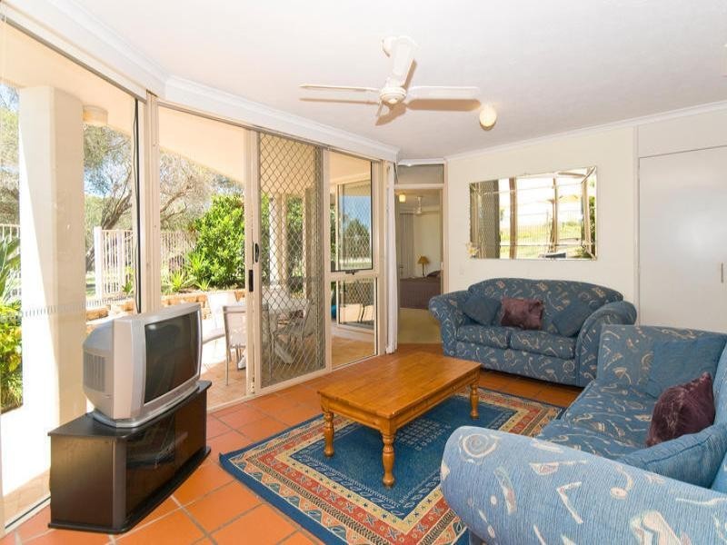 2/31 Teemangum Street, Currumbin QLD 4223