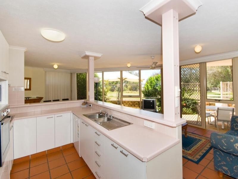 2/31 Teemangum Street, Currumbin QLD 4223
