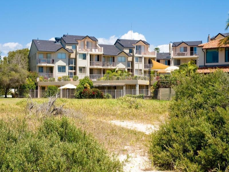2/31 Teemangum Street, Currumbin QLD 4223
