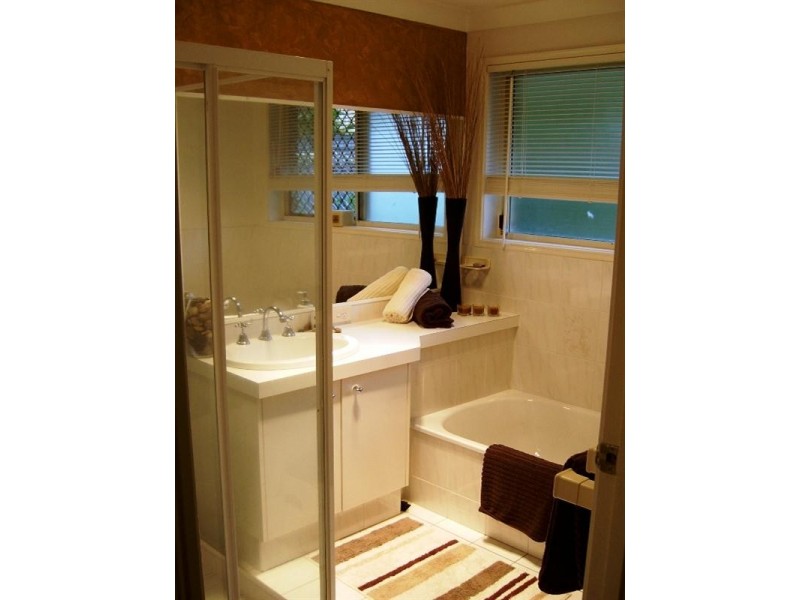 5 Coll Court, Merrimac QLD 4226