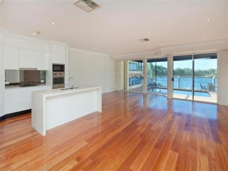 7106 Marine Drive East, Sanctuary Cove QLD 4212