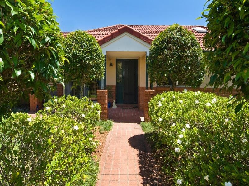 89 Thorngate Drive, Robina QLD 4226