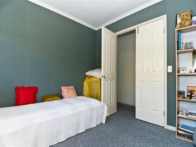 89 Thorngate Drive, Robina QLD 4226