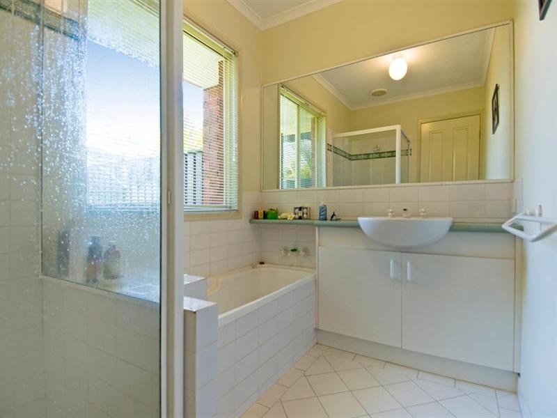 89 Thorngate Drive, Robina QLD 4226