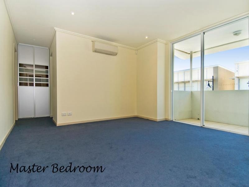 12 Lader Terrace, Varsity Lakes QLD 4227