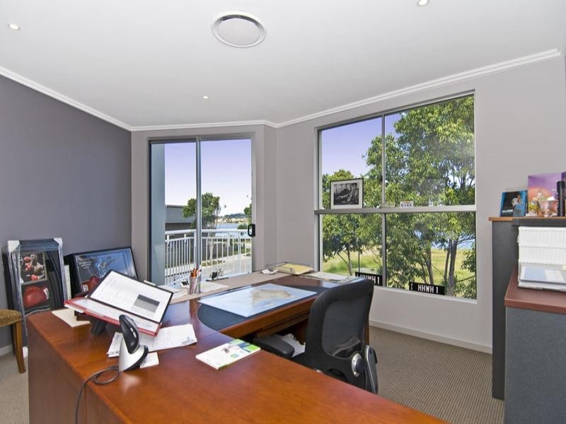 13 Watts Drive, Varsity Lakes QLD 4227