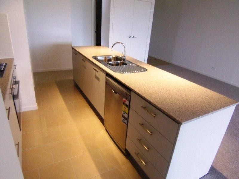 10/510 Christine Avenue, Robina QLD 4226