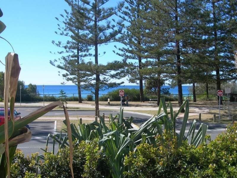 112 The Esplanade, Burleigh Heads QLD 4220