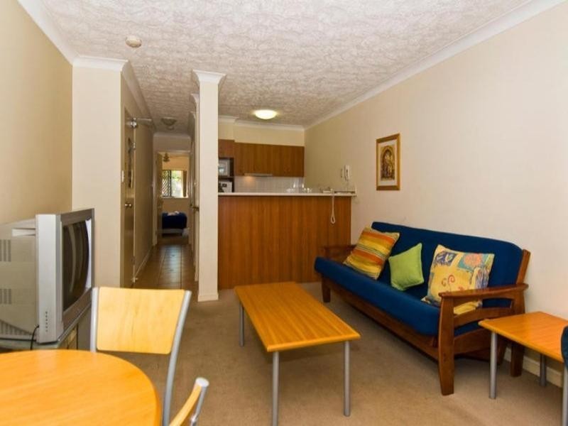 4/38 Petrel Avenue, Mermaid Beach QLD 4218