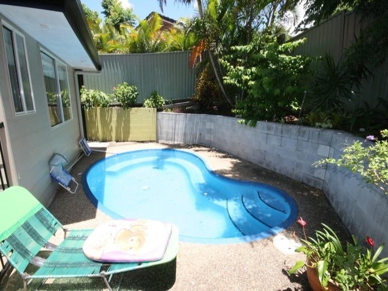 1 Petherbridge Avenue, Merrimac QLD 4226