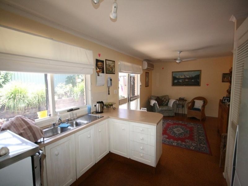 1 Petherbridge Avenue, Merrimac QLD 4226