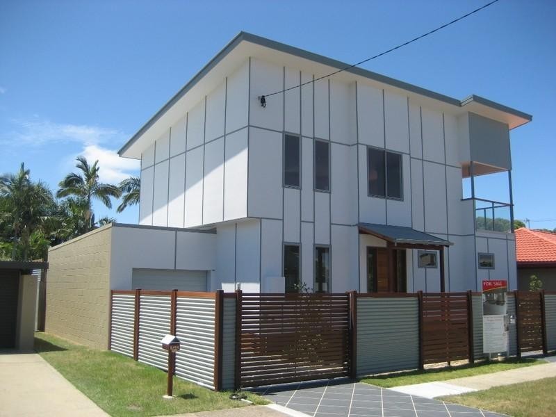 Lot 2/56 Sunshine Boulevard, Miami QLD 4220