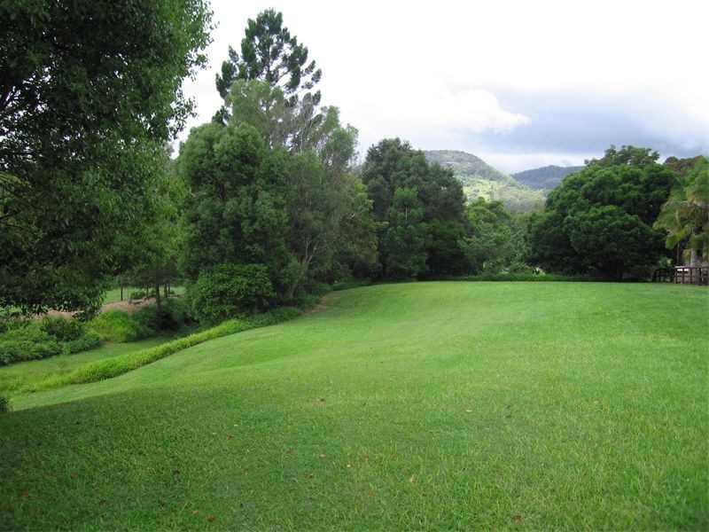 9 Gibsonville Street, Tallebudgera Valley QLD 4228