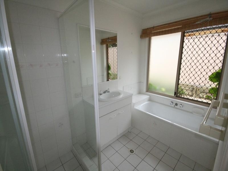 24 Colonsay Crescent, Merrimac QLD 4226