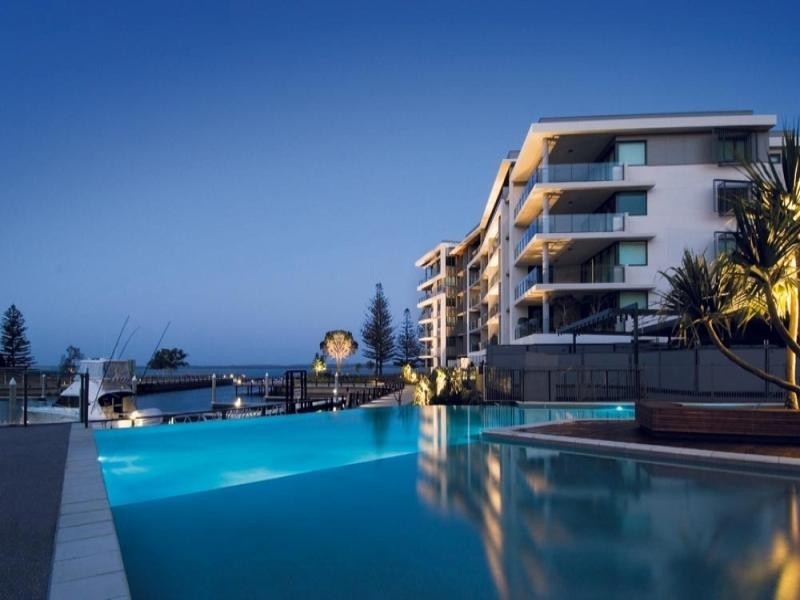 323 Bayview Street, Hollywell QLD 4216