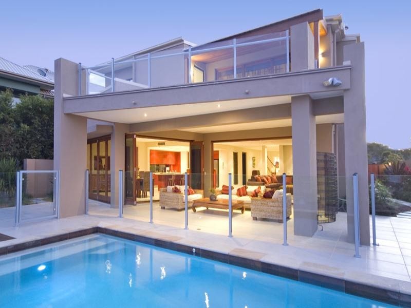 814 Legend Trail, Robina QLD 4226