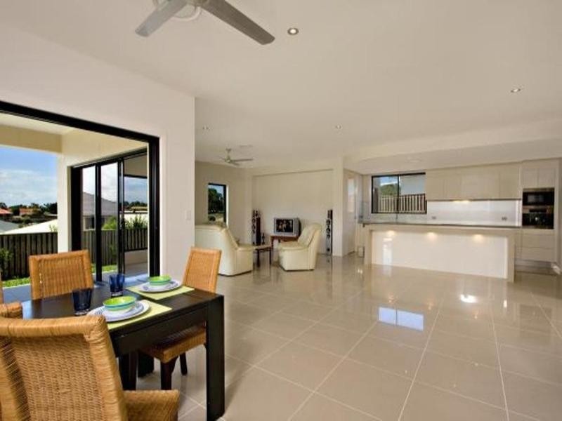 5 Wyangan Valley Way, Mudgeeraba QLD 4213