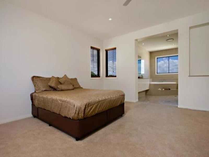 5 Wyangan Valley Way, Mudgeeraba QLD 4213