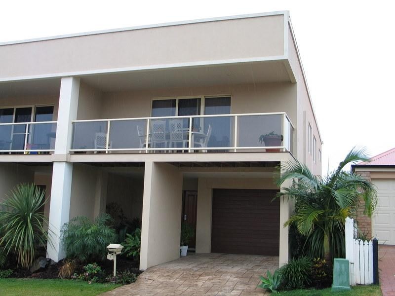 3/28 Palma Crescent, Varsity Lakes QLD 4227