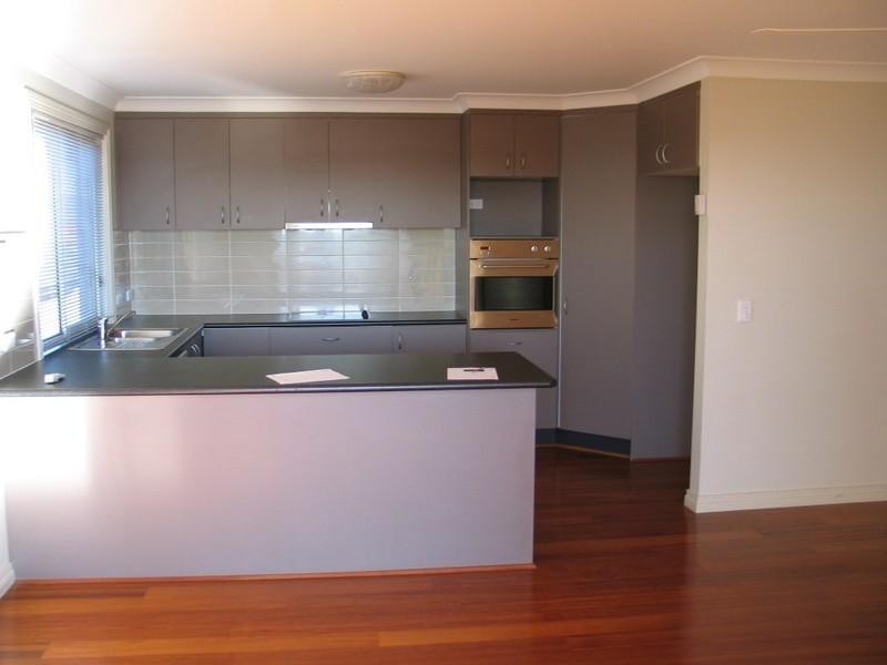 4/28 Palma Crescent, Varsity Lakes QLD 4227