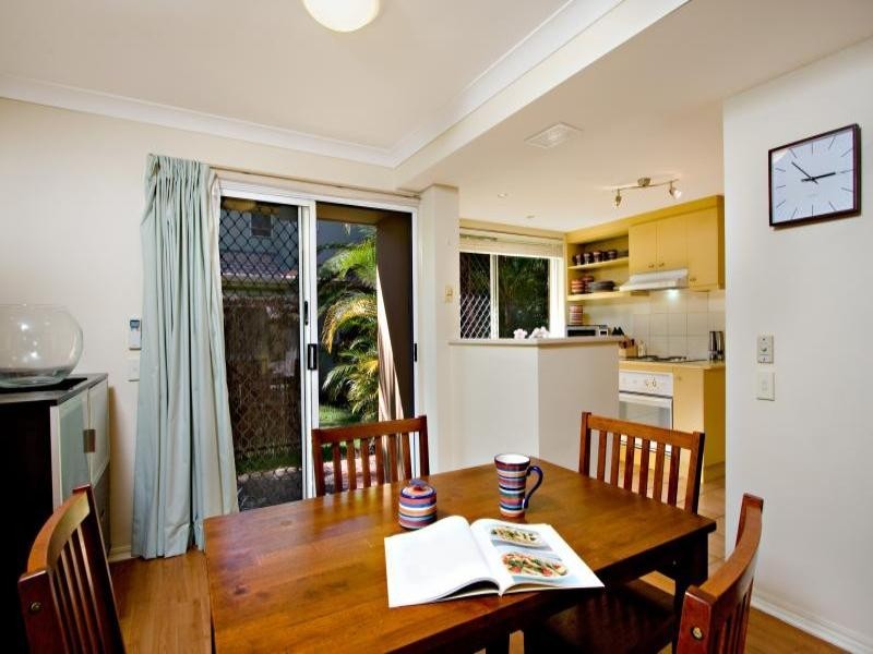 199/215 Cottesloe Drive, Mermaid Waters QLD 4218