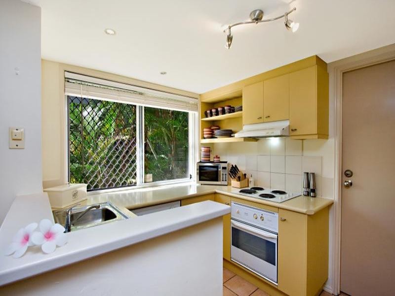 199/215 Cottesloe Drive, Mermaid Waters QLD 4218