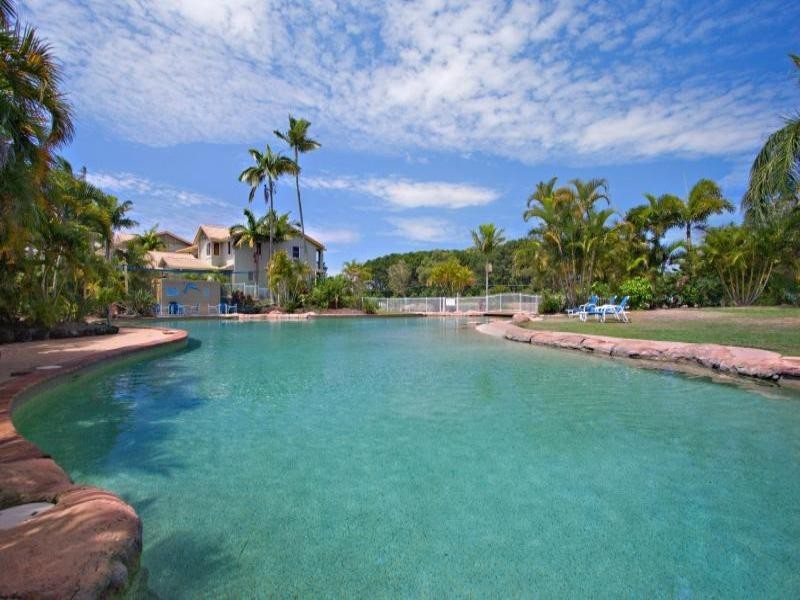 199/215 Cottesloe Drive, Mermaid Waters QLD 4218