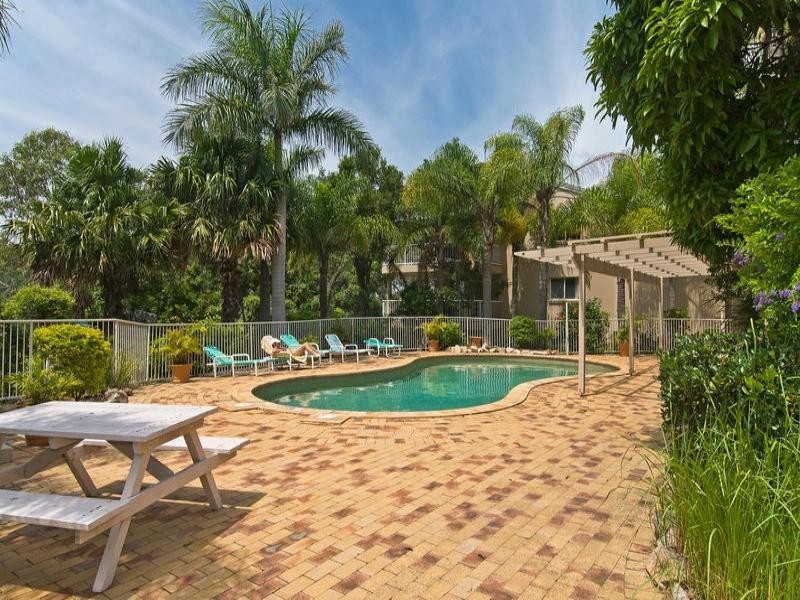 10/14 Brake Street, Burleigh Heads QLD 4220