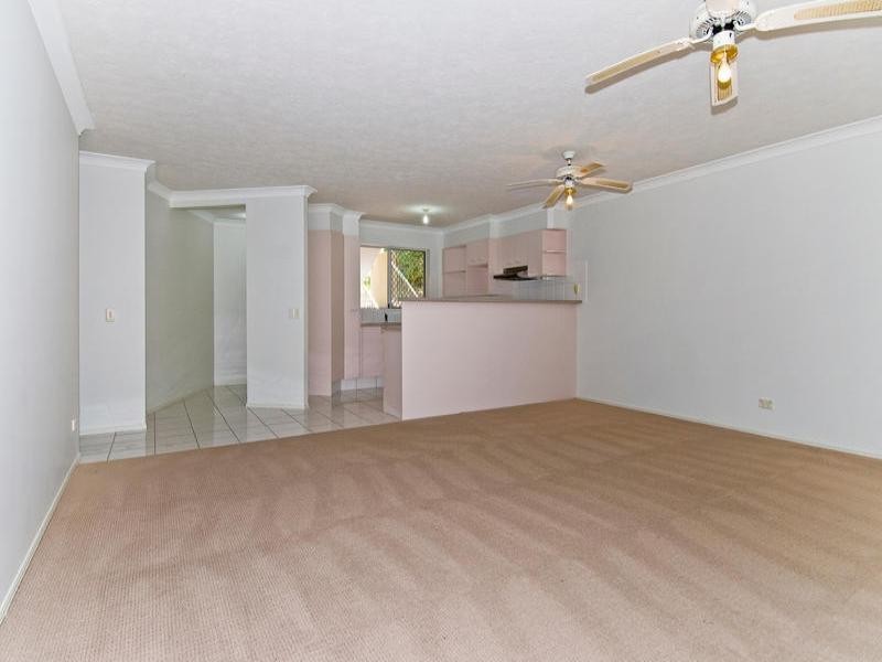 10/14 Brake Street, Burleigh Heads QLD 4220