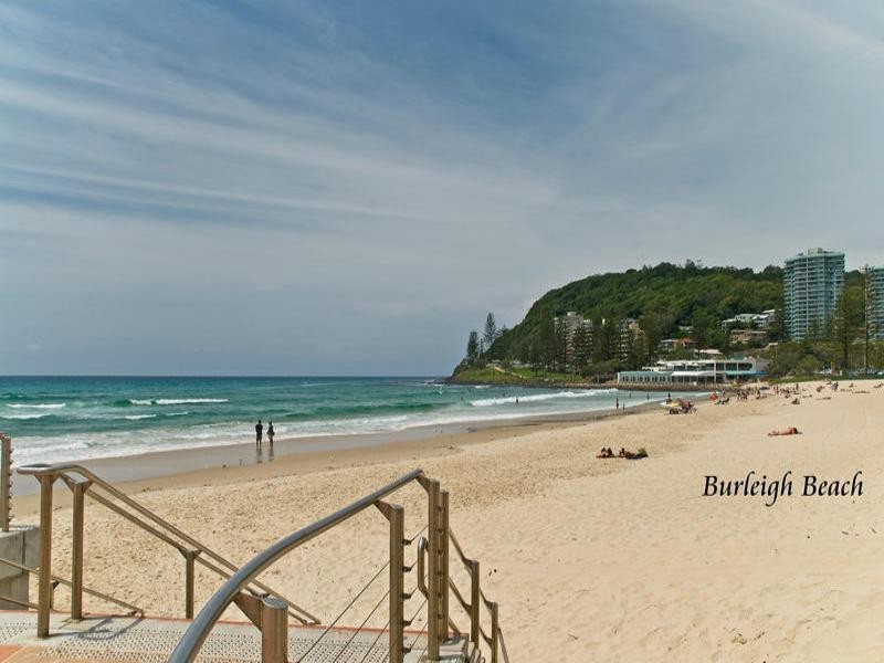 10/14 Brake Street, Burleigh Heads QLD 4220