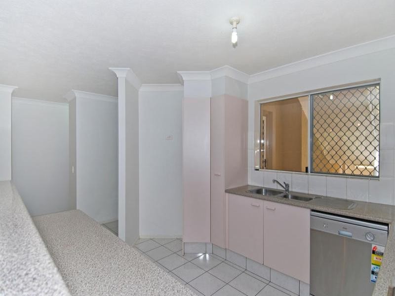 10/14 Brake Street, Burleigh Heads QLD 4220