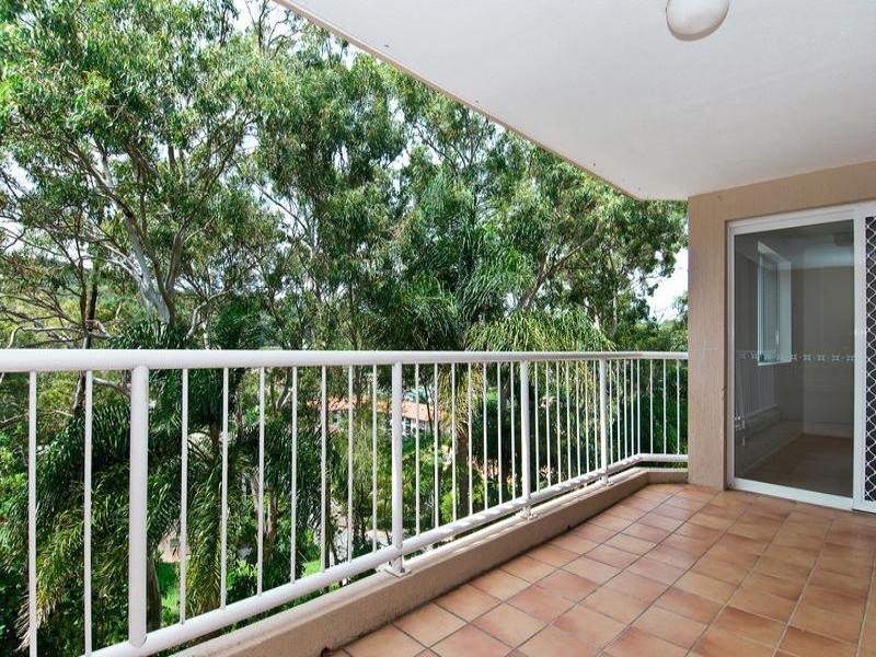 10/14 Brake Street, Burleigh Heads QLD 4220