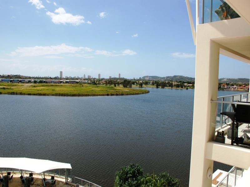 57/255 Varsity Parade, Varsity Lakes QLD 4227