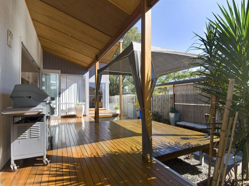 30 Townson Avenue, Palm Beach QLD 4221