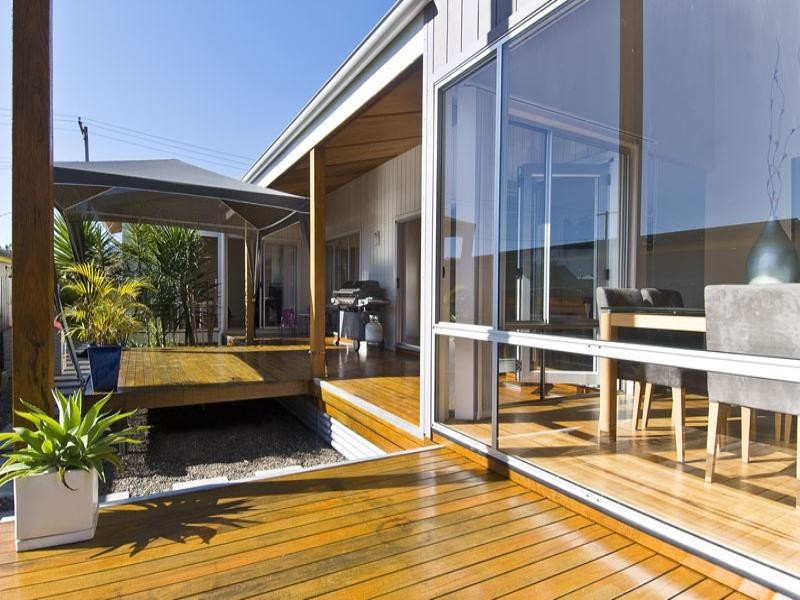 30 Townson Avenue, Palm Beach QLD 4221