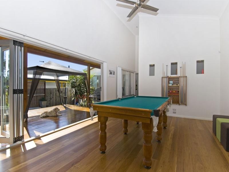 30 Townson Avenue, Palm Beach QLD 4221