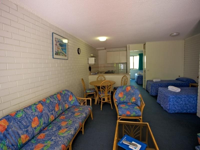 3/24 Trickett Street, Surfers Paradise QLD 4217