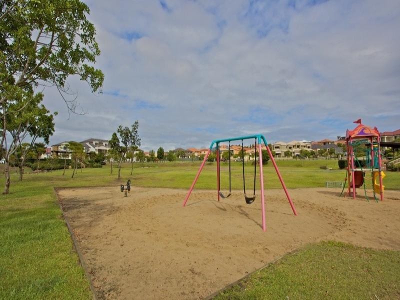 Varsity Lakes QLD 4227