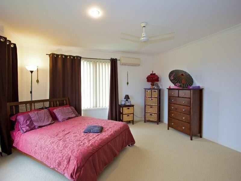 Varsity Lakes QLD 4227