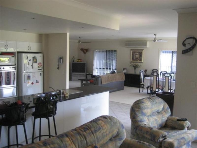 19 Kodiak Drive, Varsity Lakes QLD 4227