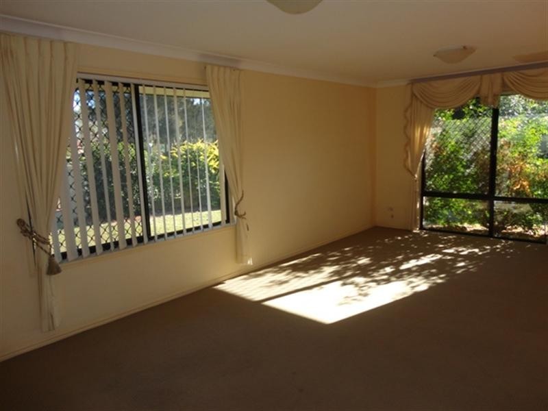 1 Yarraville Street, Robina QLD 4226