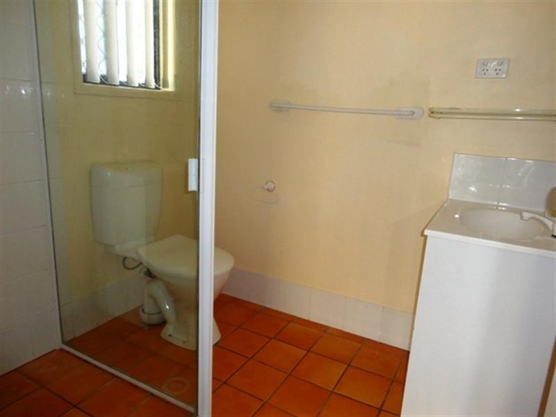 1 Yarraville Street, Robina QLD 4226