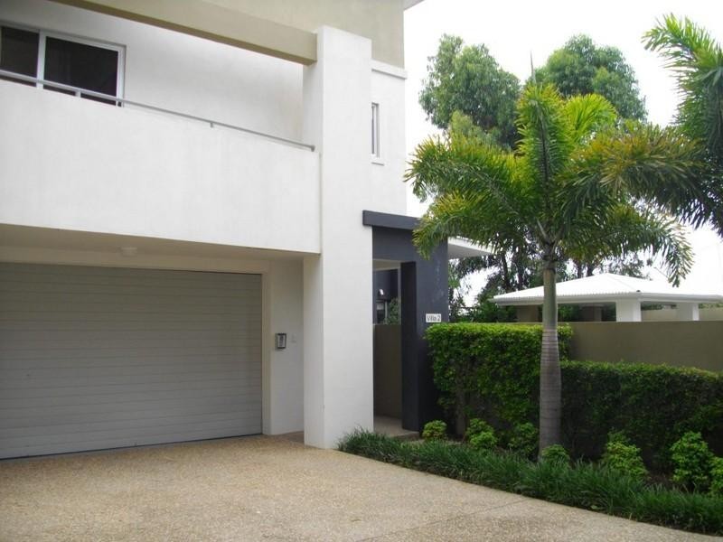 2/1 St Pauls Crescent ‘Park Azzura’, Varsity Lakes QLD 4227